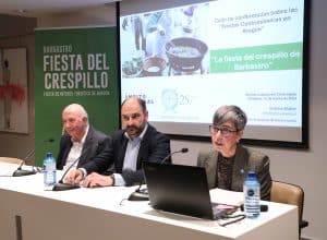 “La Fiesta del Crespillo de Barbastro” fue la nueva charla gastronómica que ofreció la Academia Aragonesa de Gastronomía en el Ámbito Cultural de El Corte Inglés.